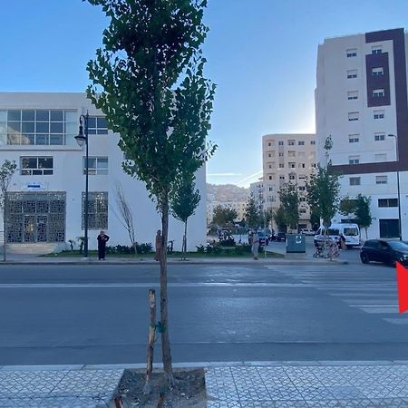 Appart Neuf Lumineux Climatise 1Ere Etage Tânger Exterior foto