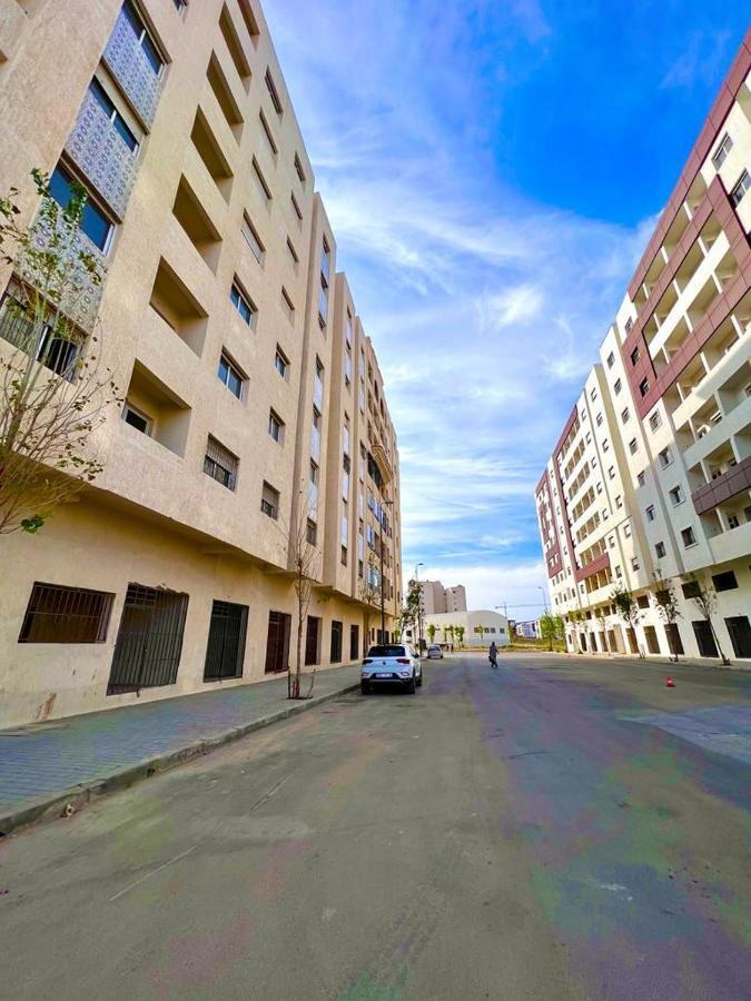 Appart Neuf Lumineux Climatise 1Ere Etage Tânger Exterior foto