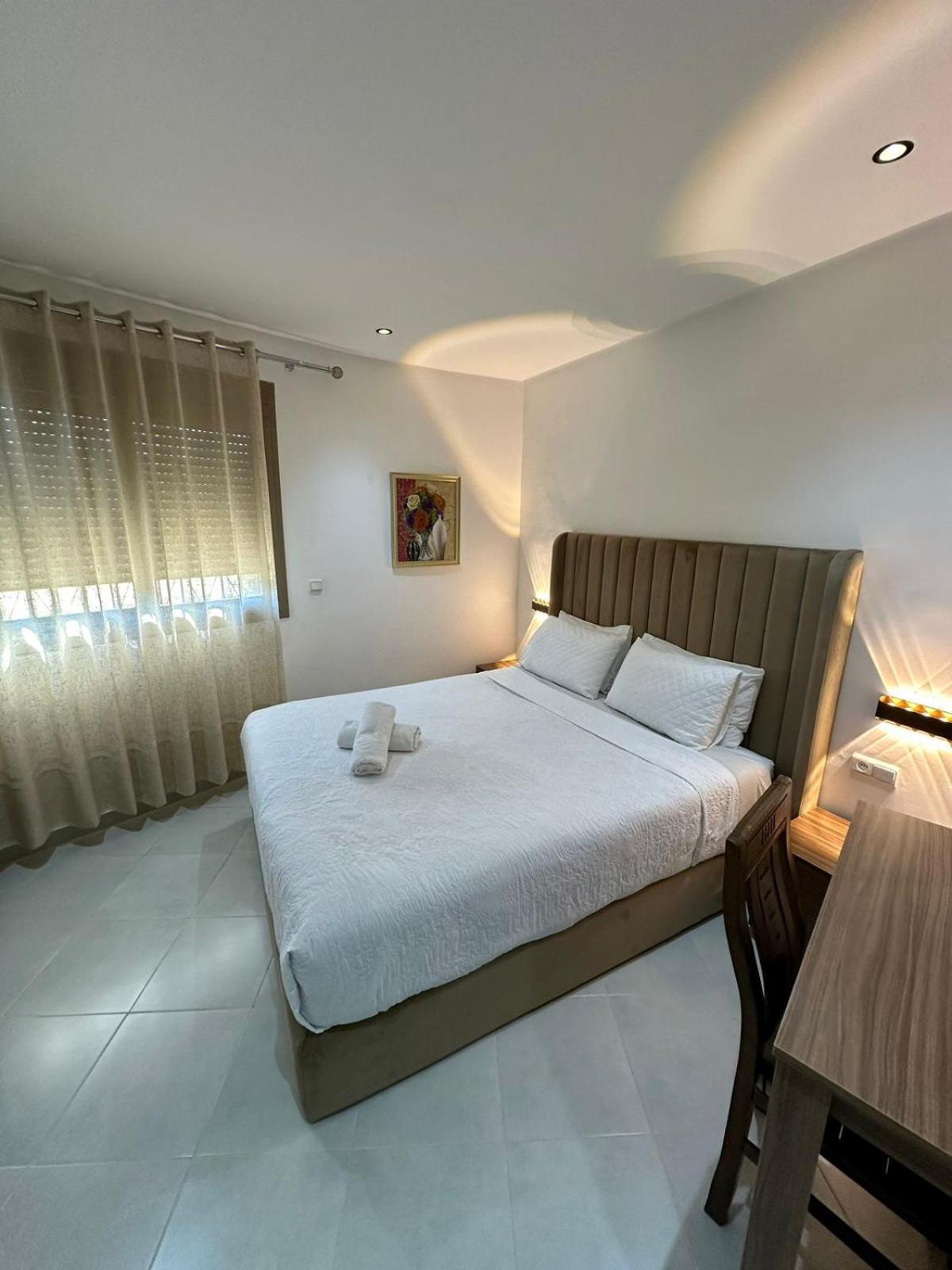 Appart Neuf Lumineux Climatise 1Ere Etage Tânger Exterior foto