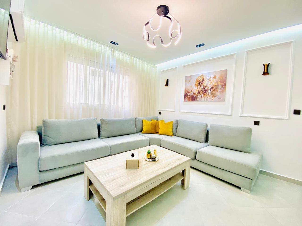 Appart Neuf Lumineux Climatise 1Ere Etage Tânger Exterior foto